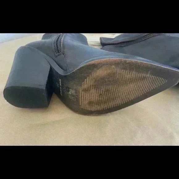 Jeffrey Campbell Side Zip Booties Size 36 - Picture 12 of 15